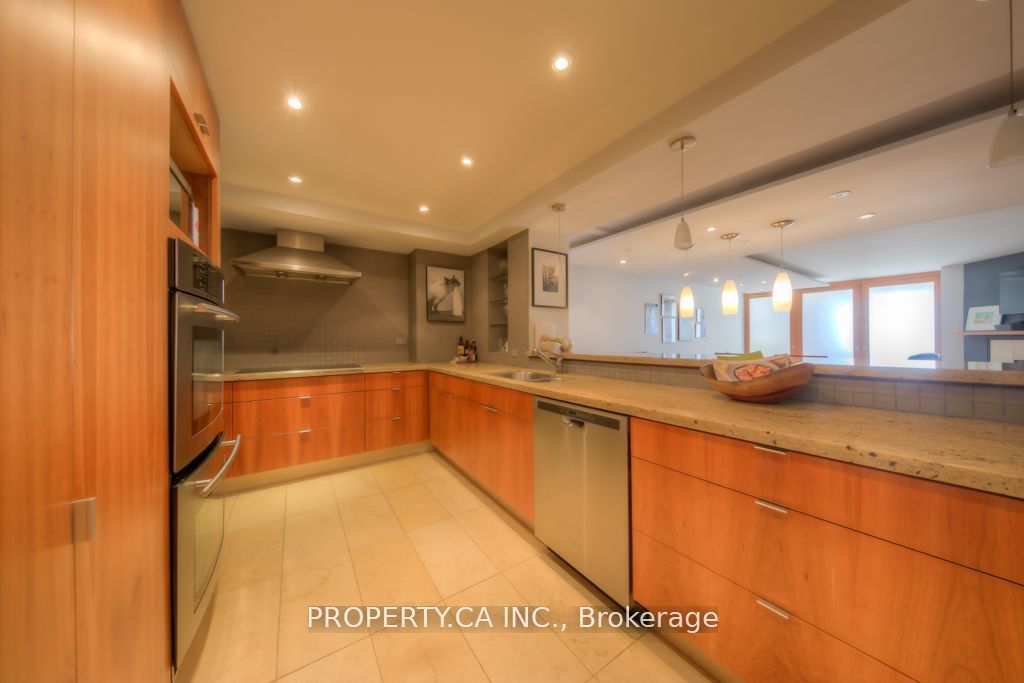 160 Frederick St, unit 505 for rent