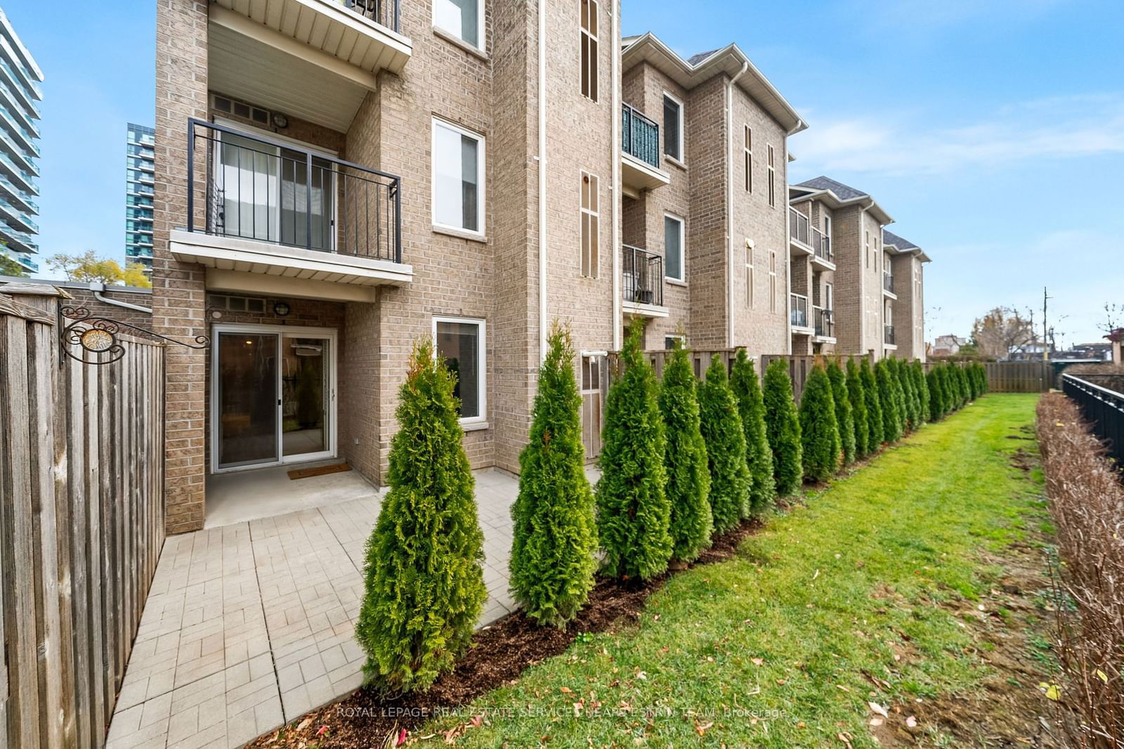 Hyde Park Townhouses, East York, Toronto