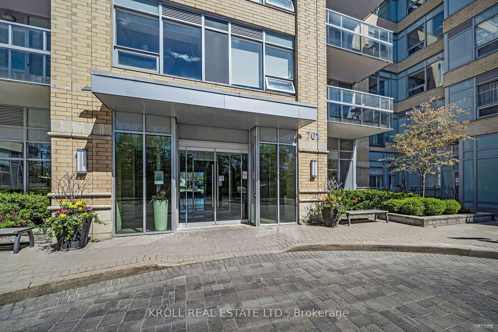 701 Sheppard Ave W, unit 112 for sale