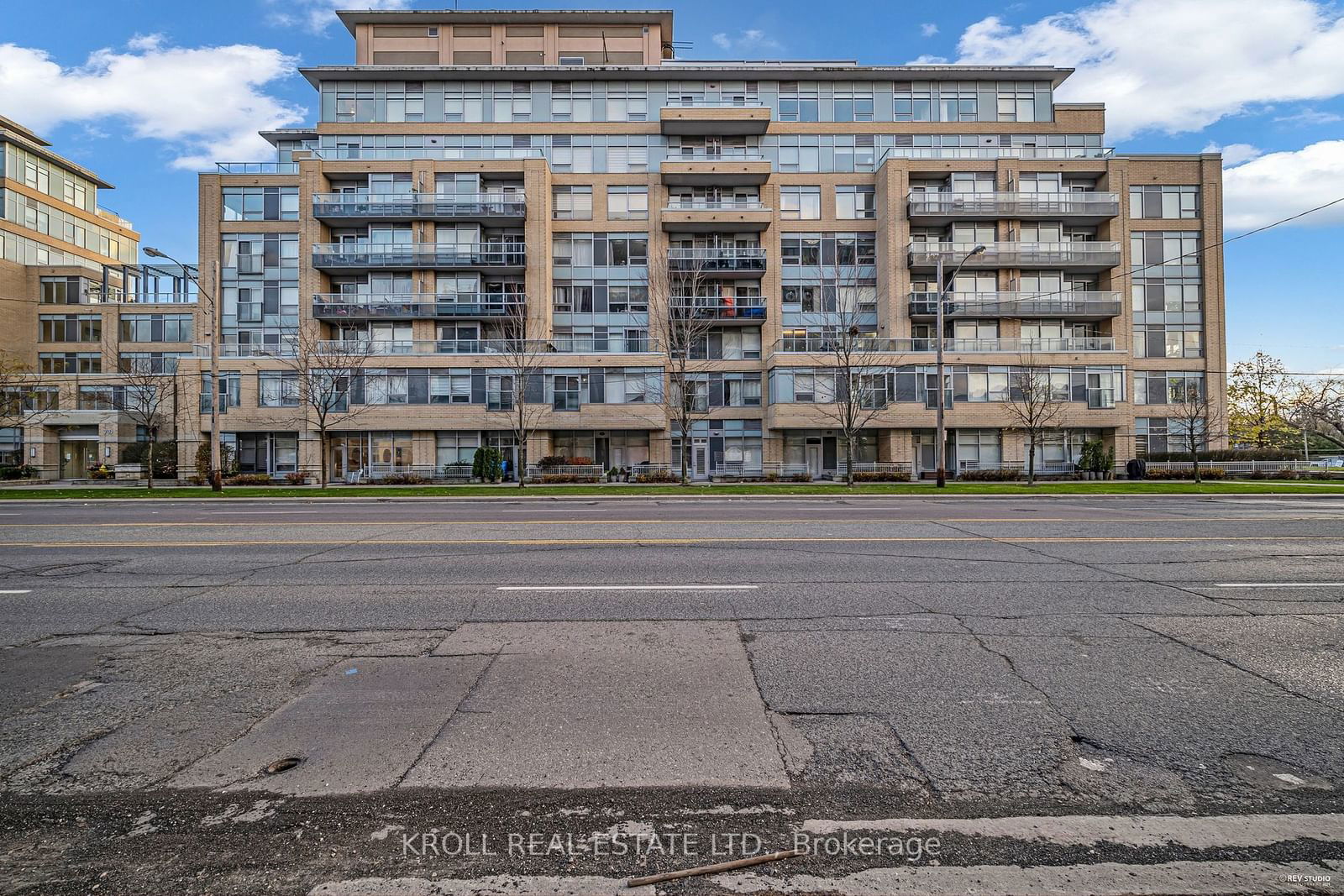 701 Sheppard Ave W, unit 112 for sale