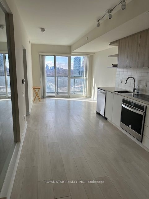 6 Sonic Way, unit 2610 for rent