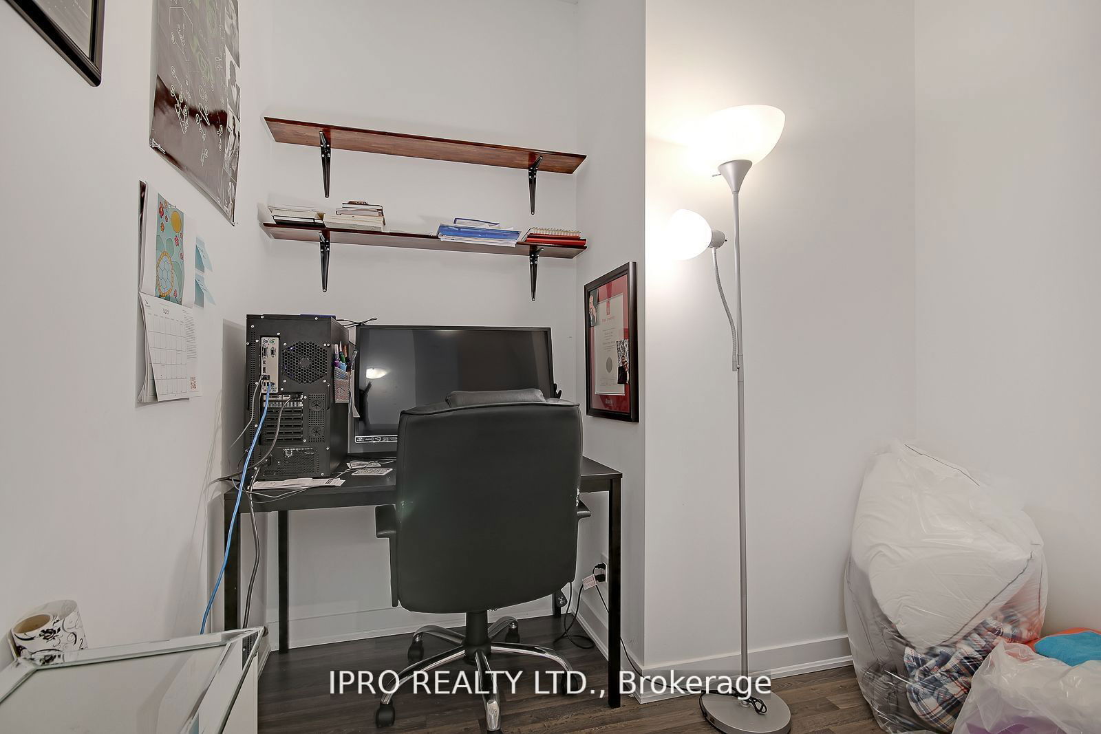 120 Parliament St, unit 1015 for rent