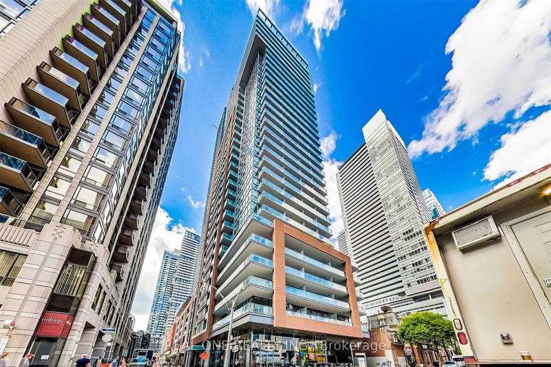 8 Mercer St, unit 1302 for rent