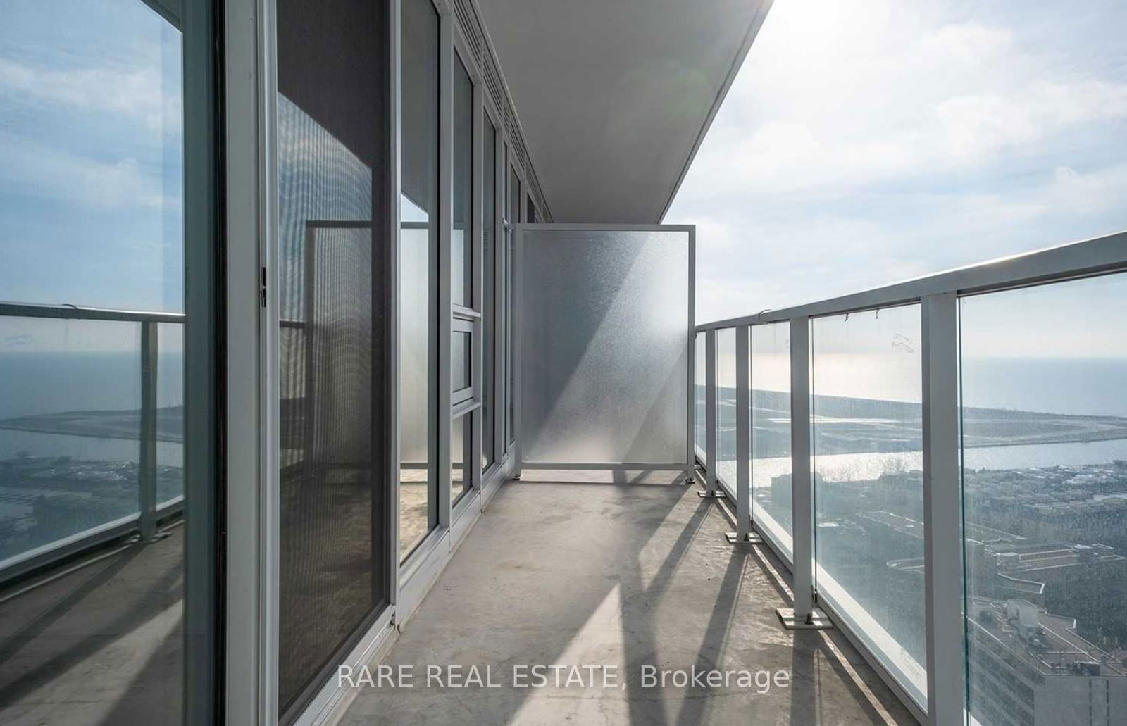 17 Bathurst St, unit 3205 for rent