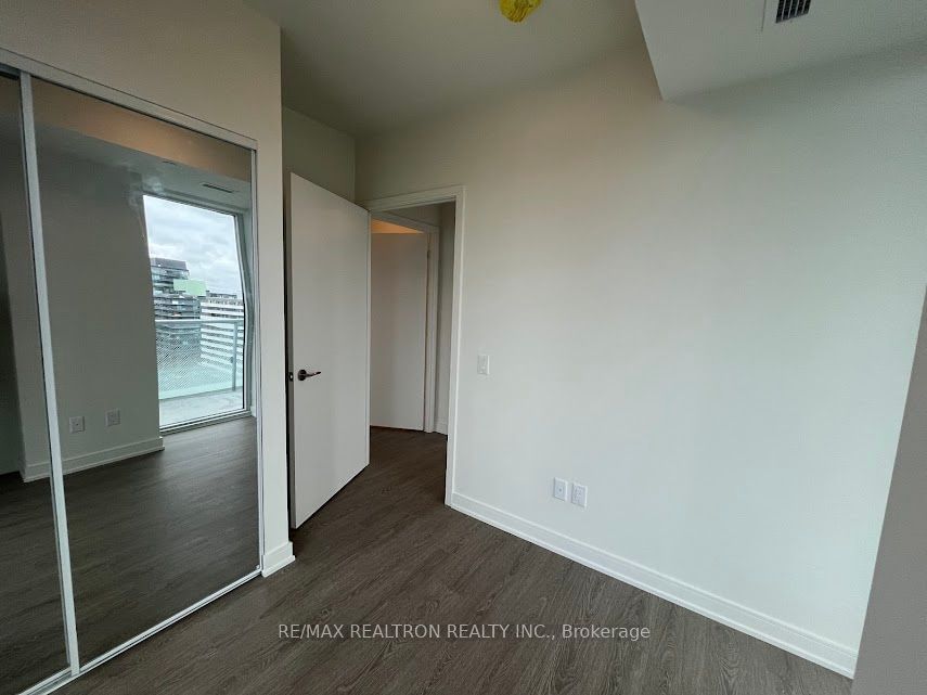 425 Front St E, unit 1206 for rent