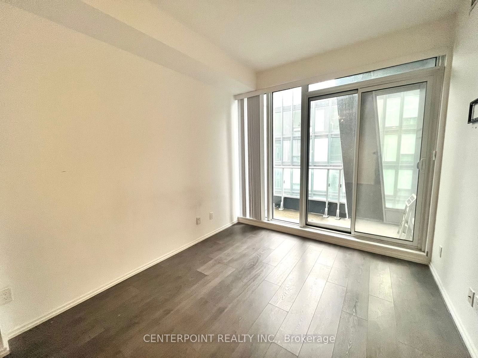 68 Shuter St, unit Ph07 for rent