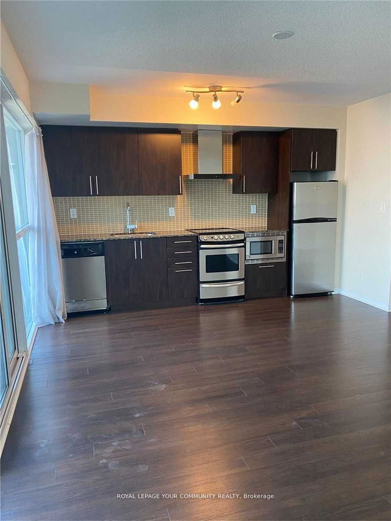 352 Front St W, unit 515 for rent