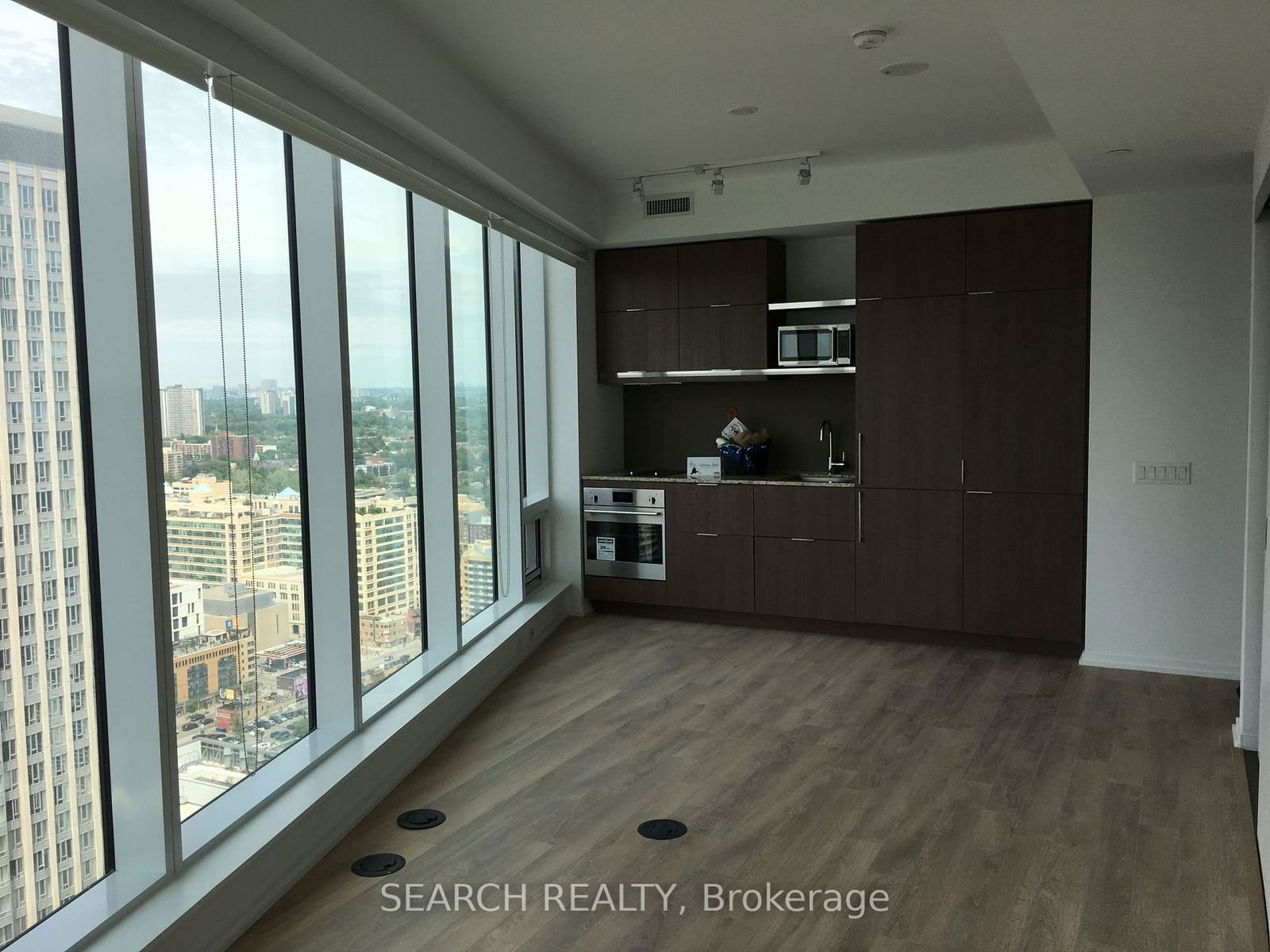 197 Yonge St, unit 3112 for rent