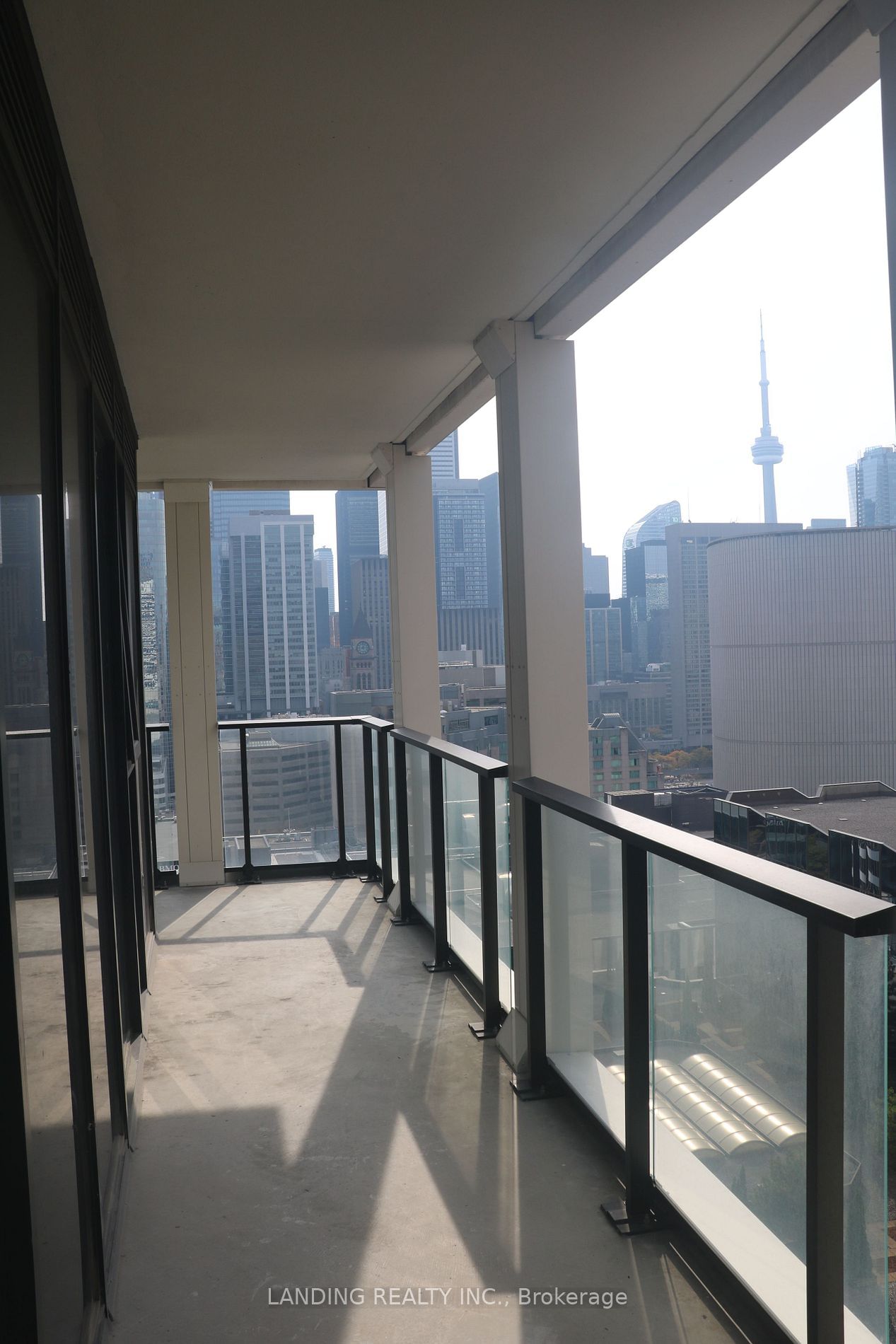 20 Edward St, unit 1910 for rent