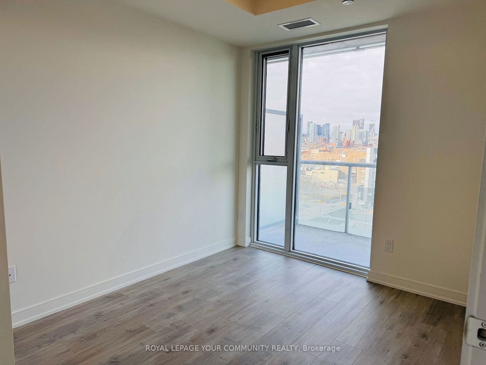 425 Front St E, unit 1017 for rent