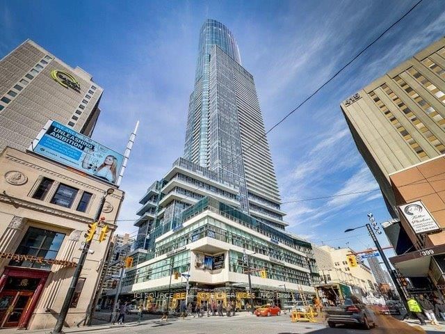 386 Yonge St, unit 3006 for rent