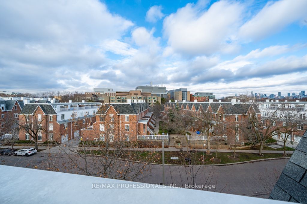 15 Sudbury St, unit 1504 for rent