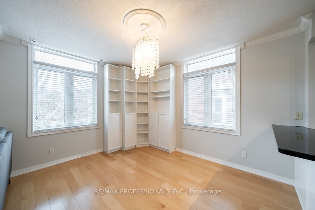 15 Sudbury St, unit 1504 for rent