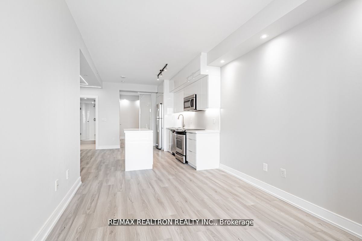 386 Yonge St, unit 4909 for rent