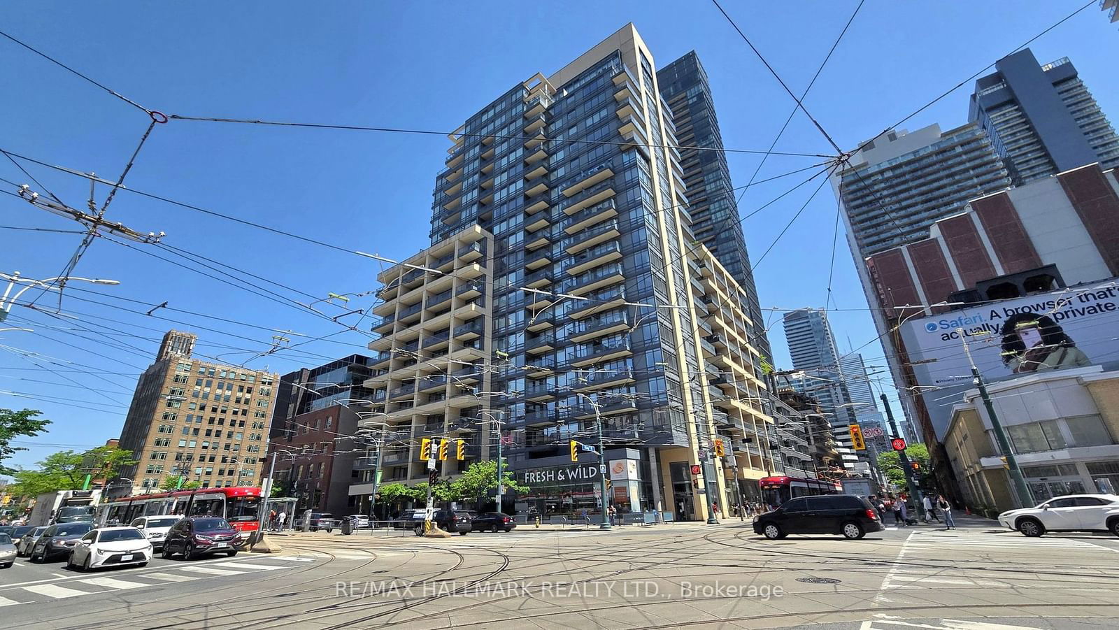 438 King St W, unit 414 for sale