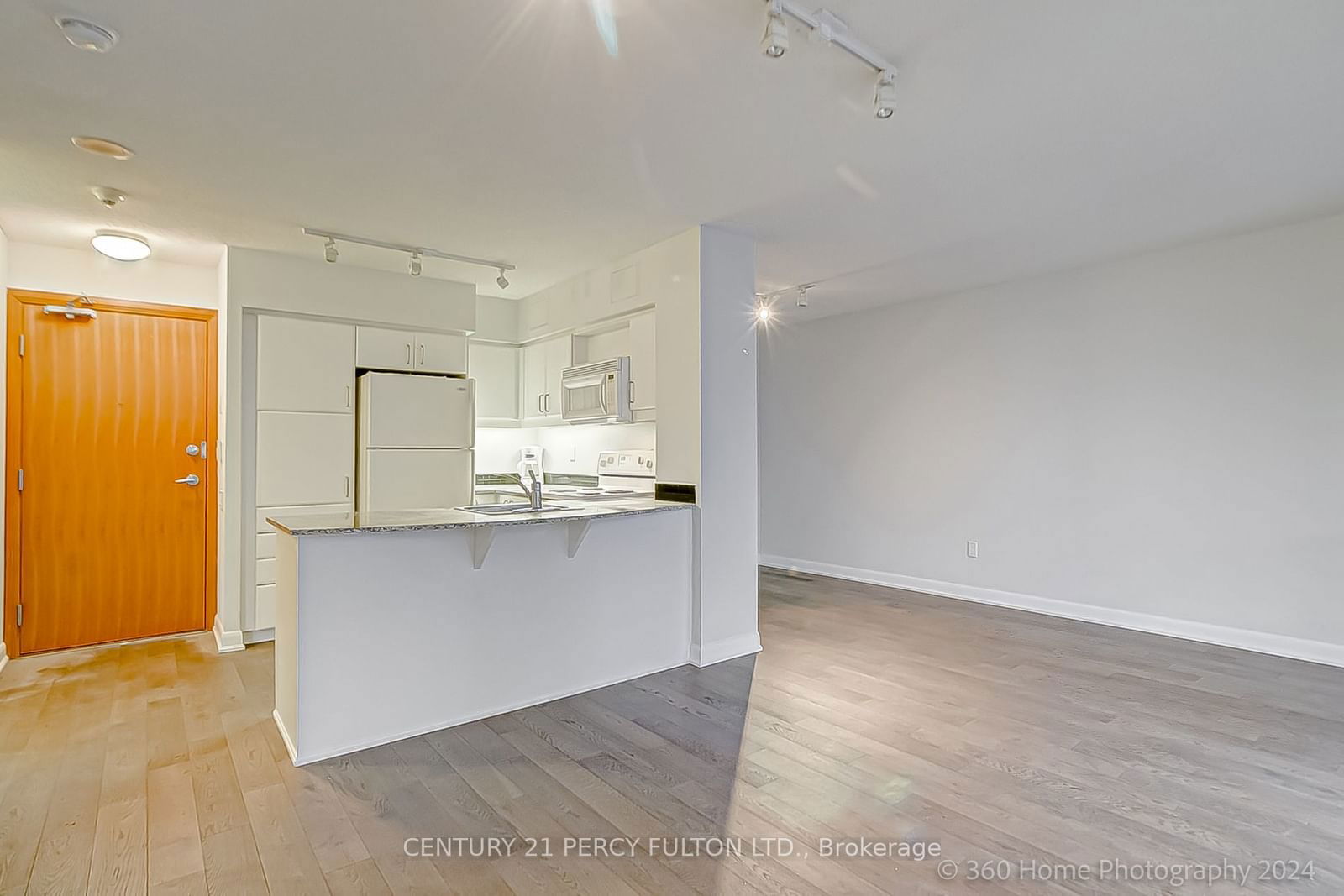 33 Sheppard Ave E, unit 2507 for sale