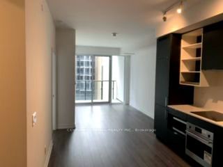 20 Edward St, unit 710 for rent