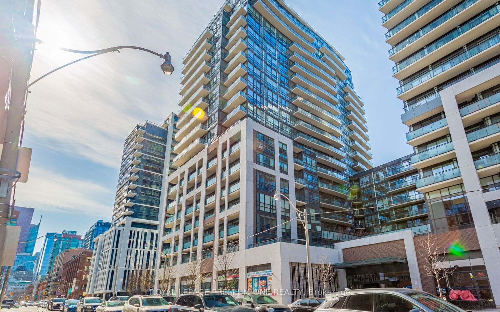 460 Adelaide St E, unit 1501 for rent