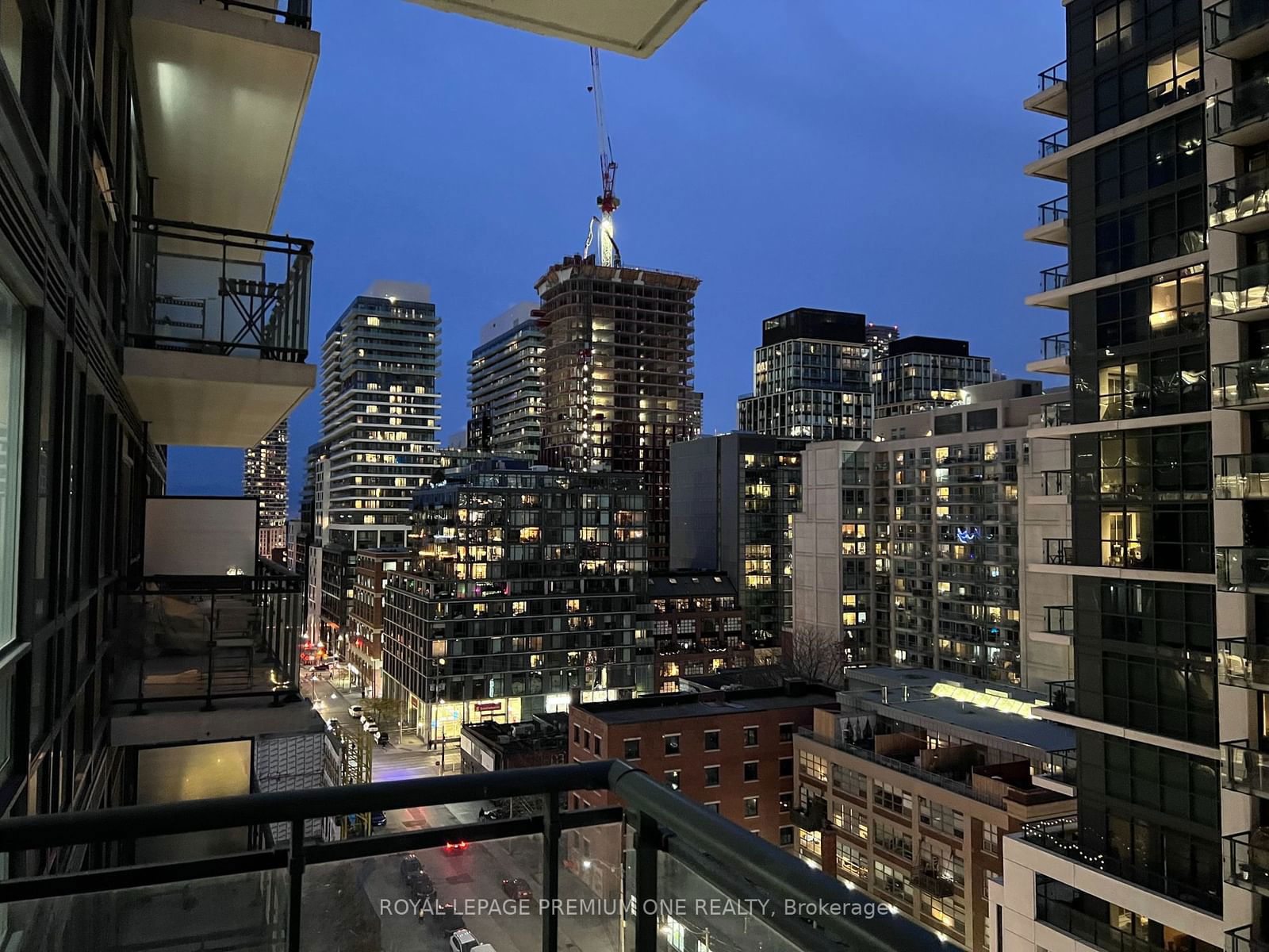 460 Adelaide St E, unit 1501 for rent