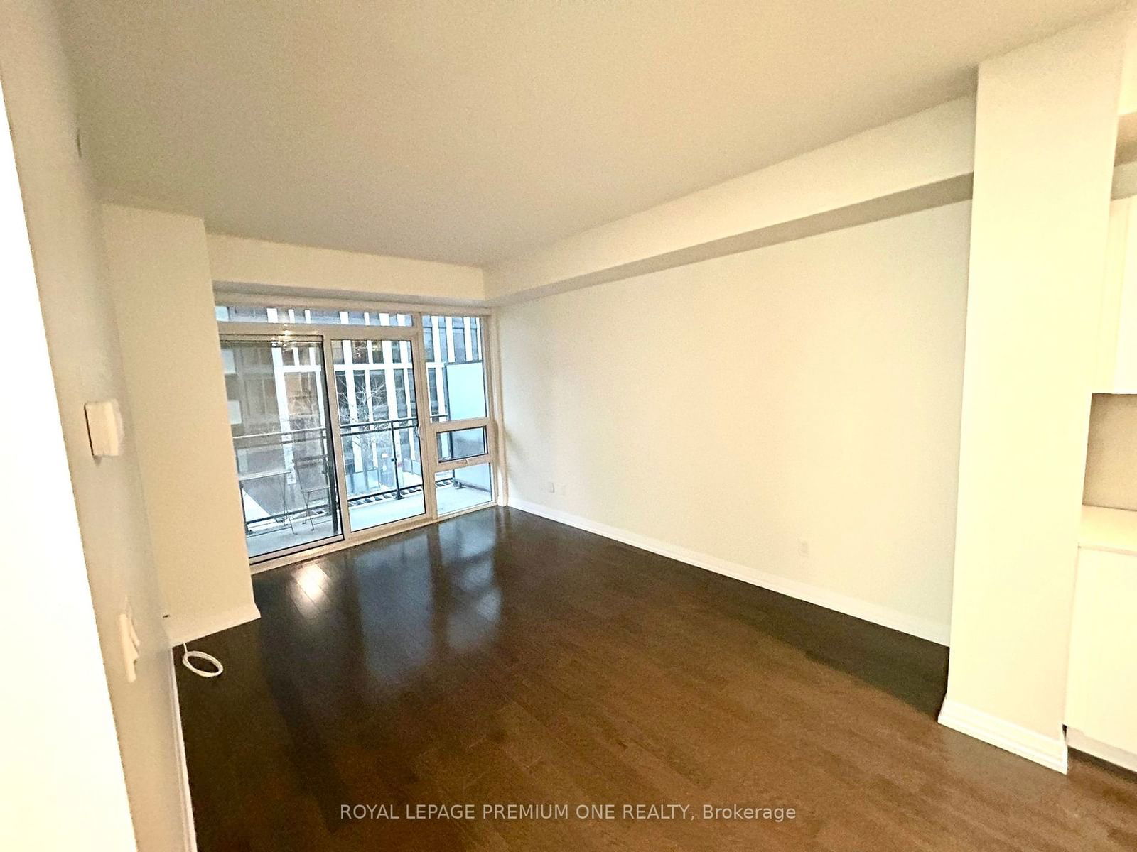 460 Adelaide St E, unit 1501 for rent