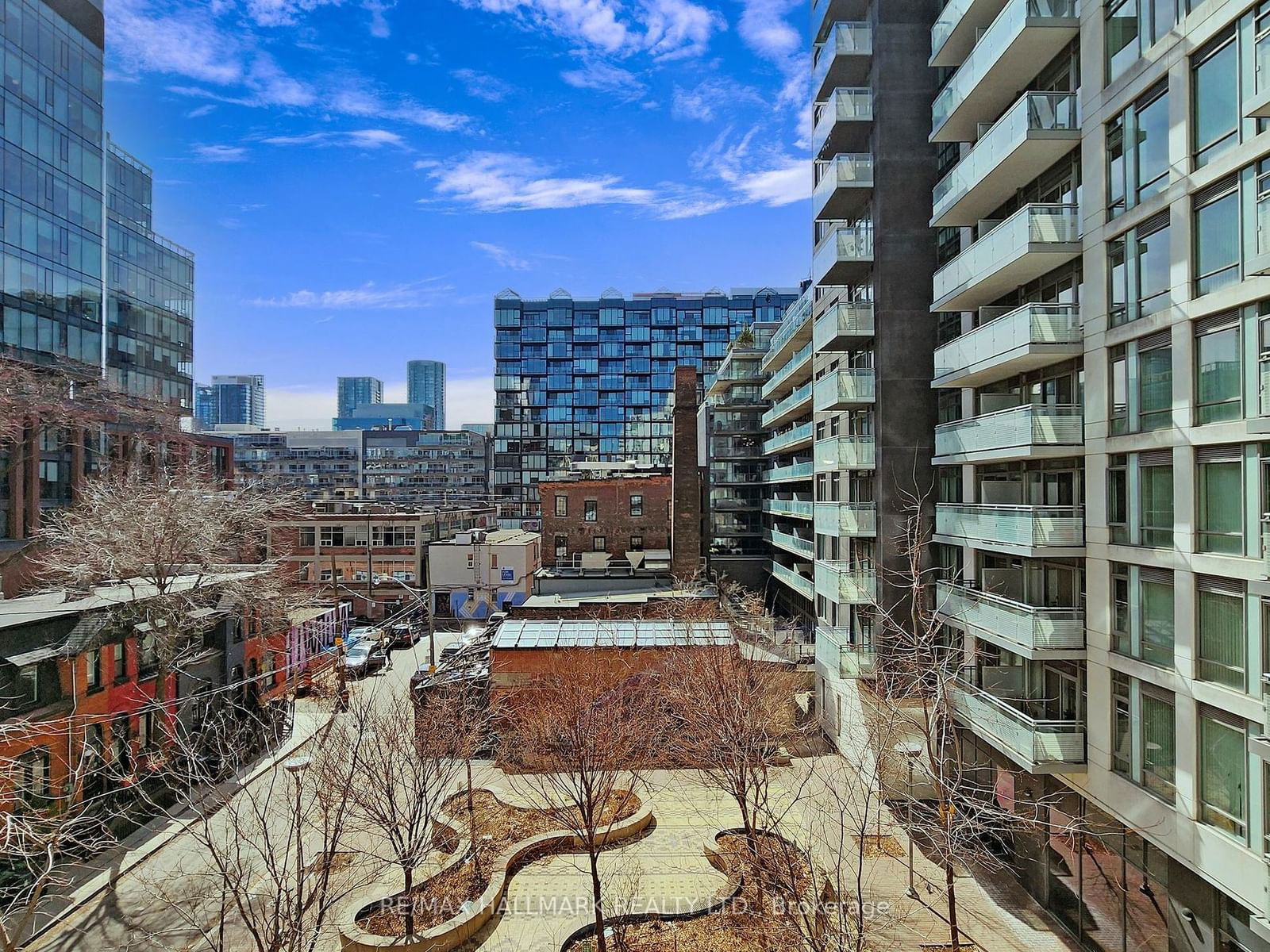 525 Adelaide St W, unit 517 for rent