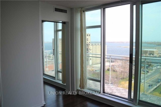 650 Queens Quay W, unit 1810 for rent