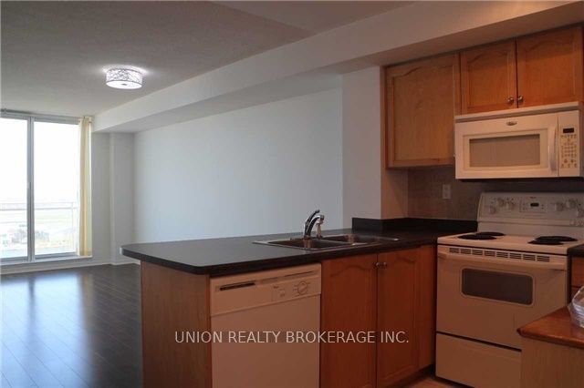 650 Queens Quay W, unit 1810 for rent