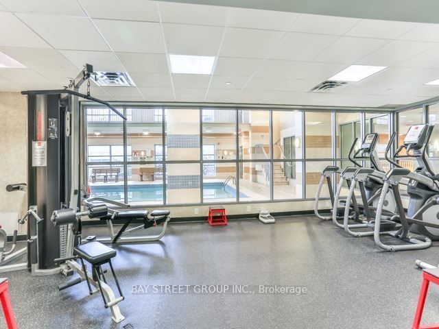 4978 Yonge St, unit 2015 for rent