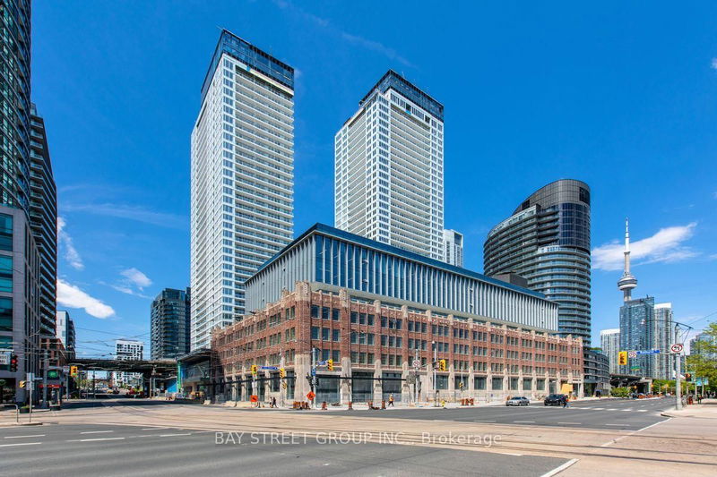 17 Bathurst St, unit 901 for rent