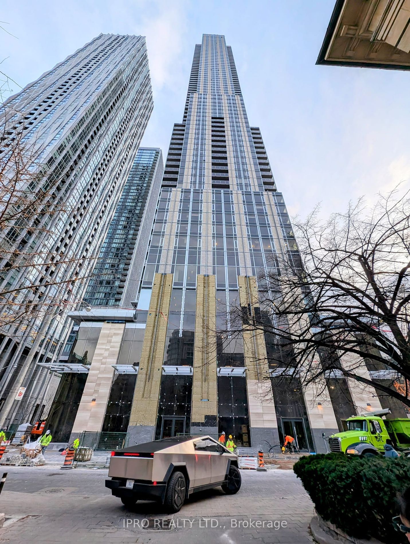 11 Yorkville Ave, unit 1707 for rent