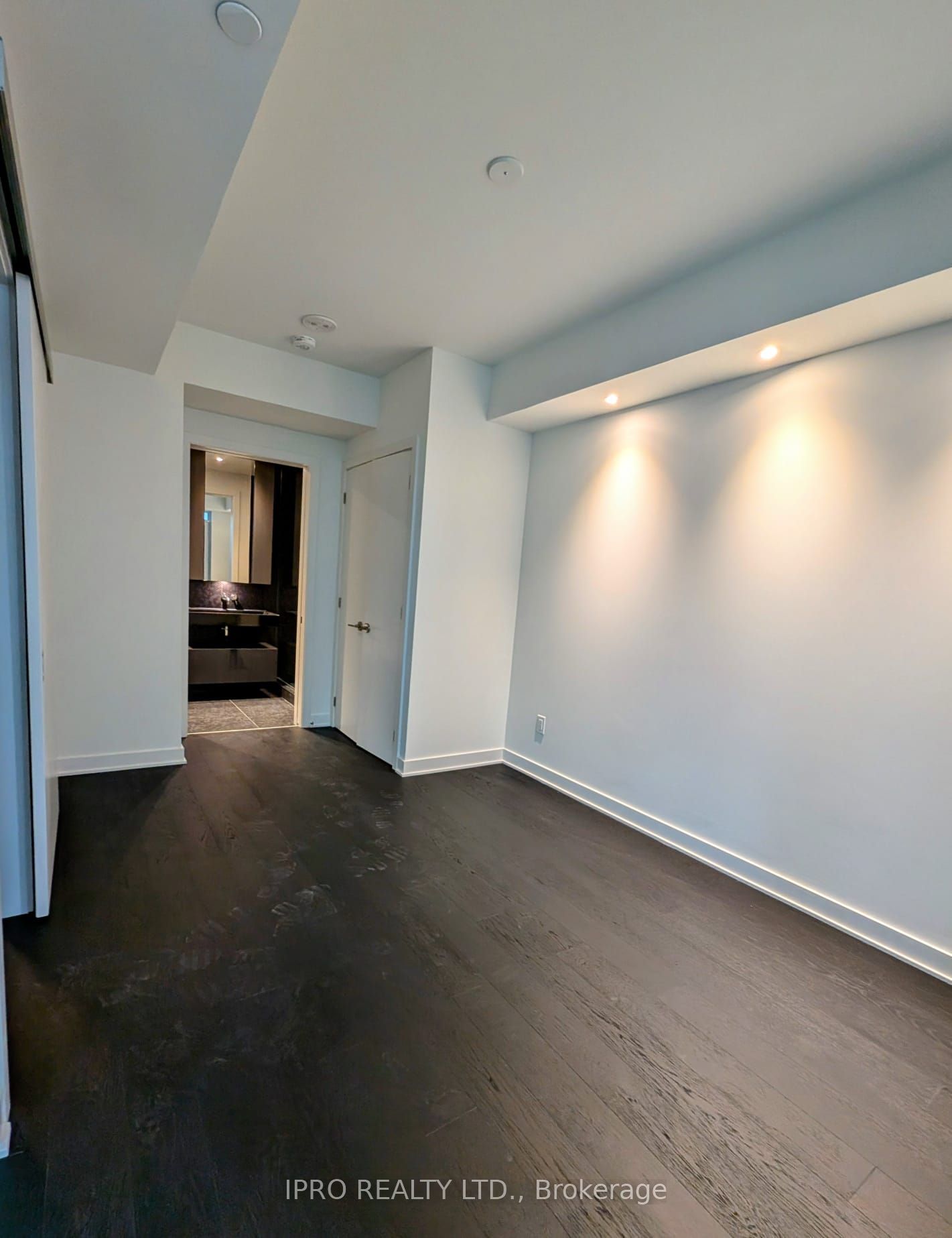 11 Yorkville Ave, unit 1707 for rent