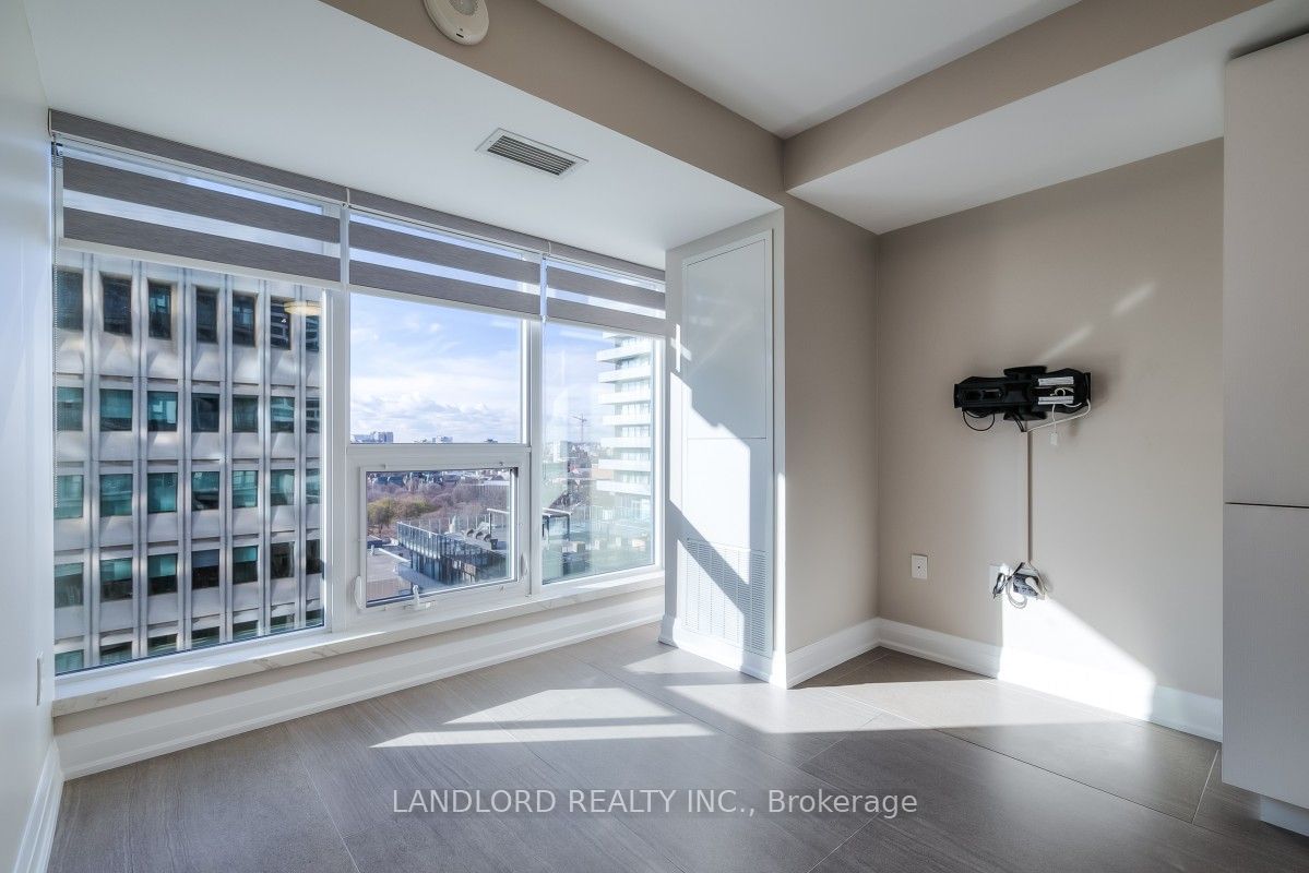 955 Bay St, unit 1914 for rent