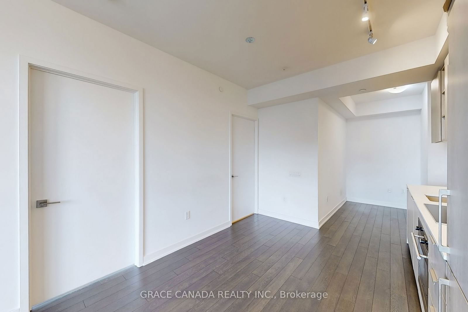 50 Ordnance St, unit 2602 for sale