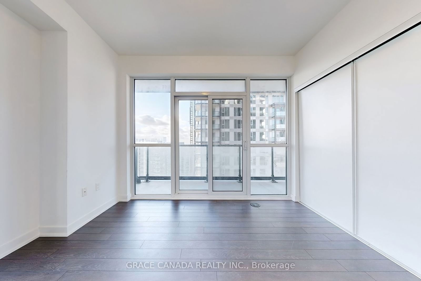 50 Ordnance St, unit 2602 for sale