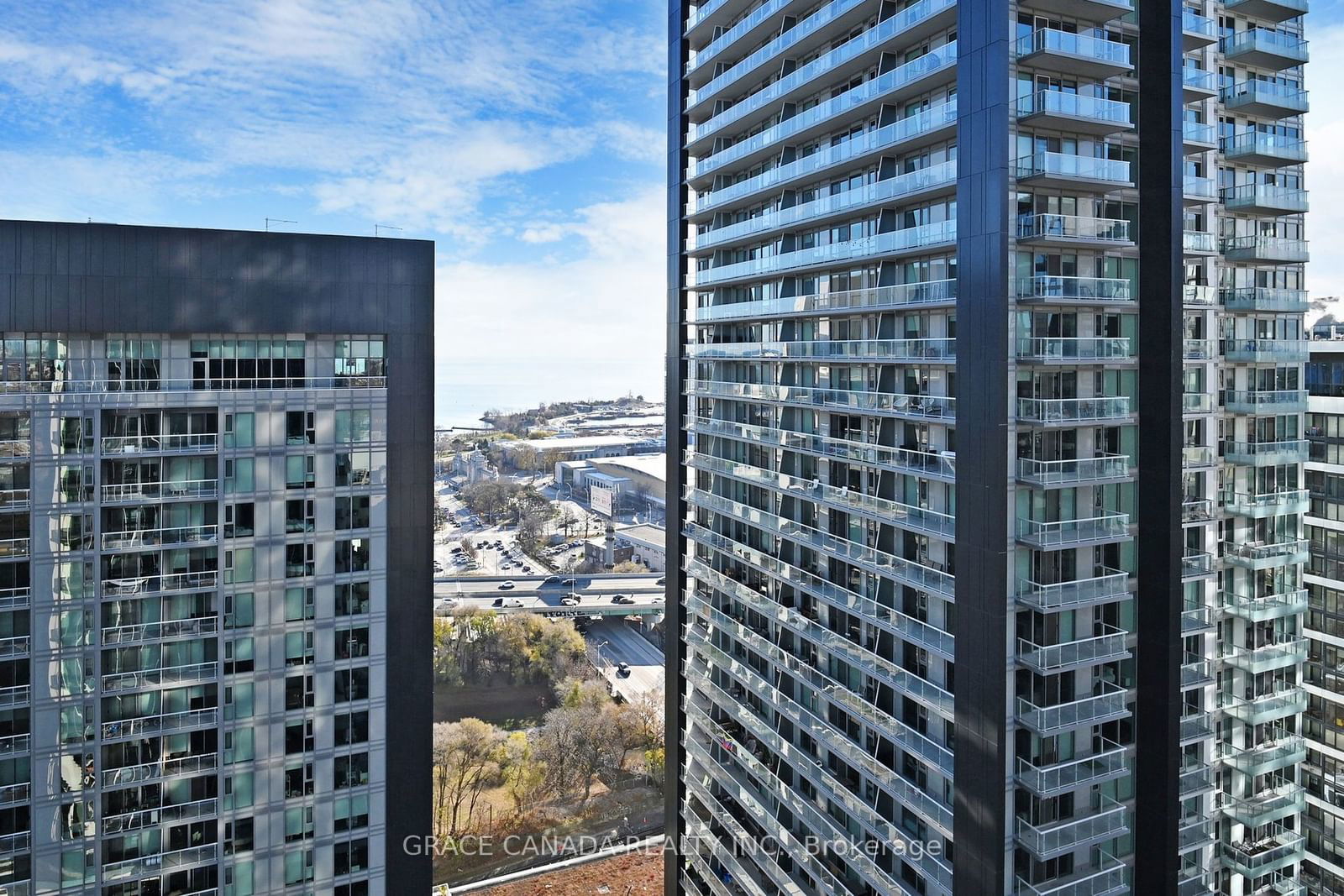 50 Ordnance St, unit 2602 for sale