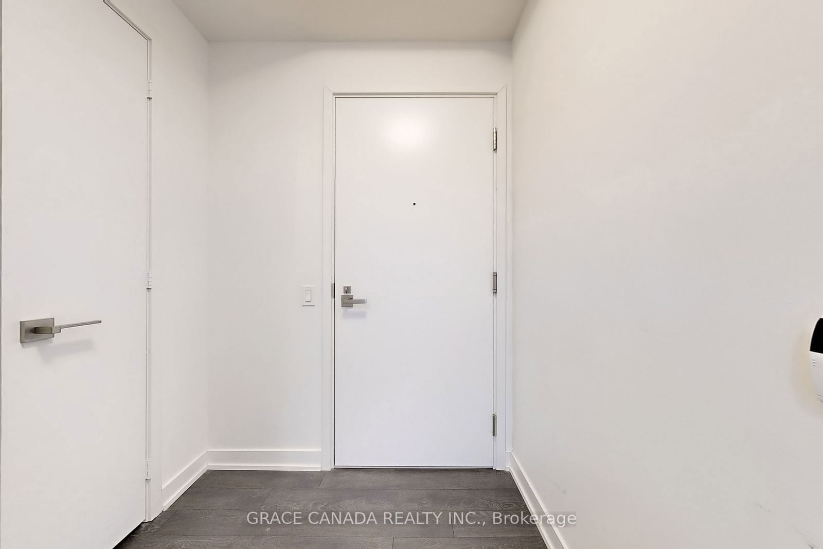 50 Ordnance St, unit 2602 for sale