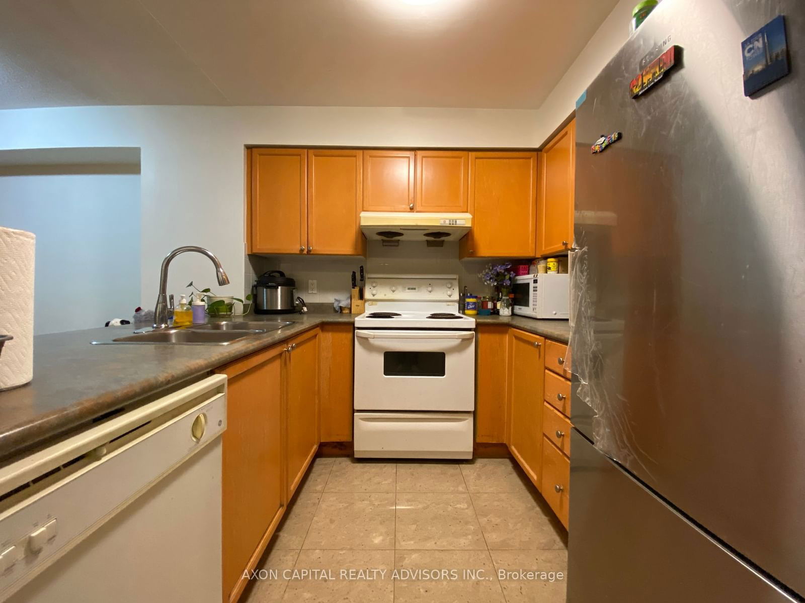 8 Hillcrest Ave, unit 2217 for rent