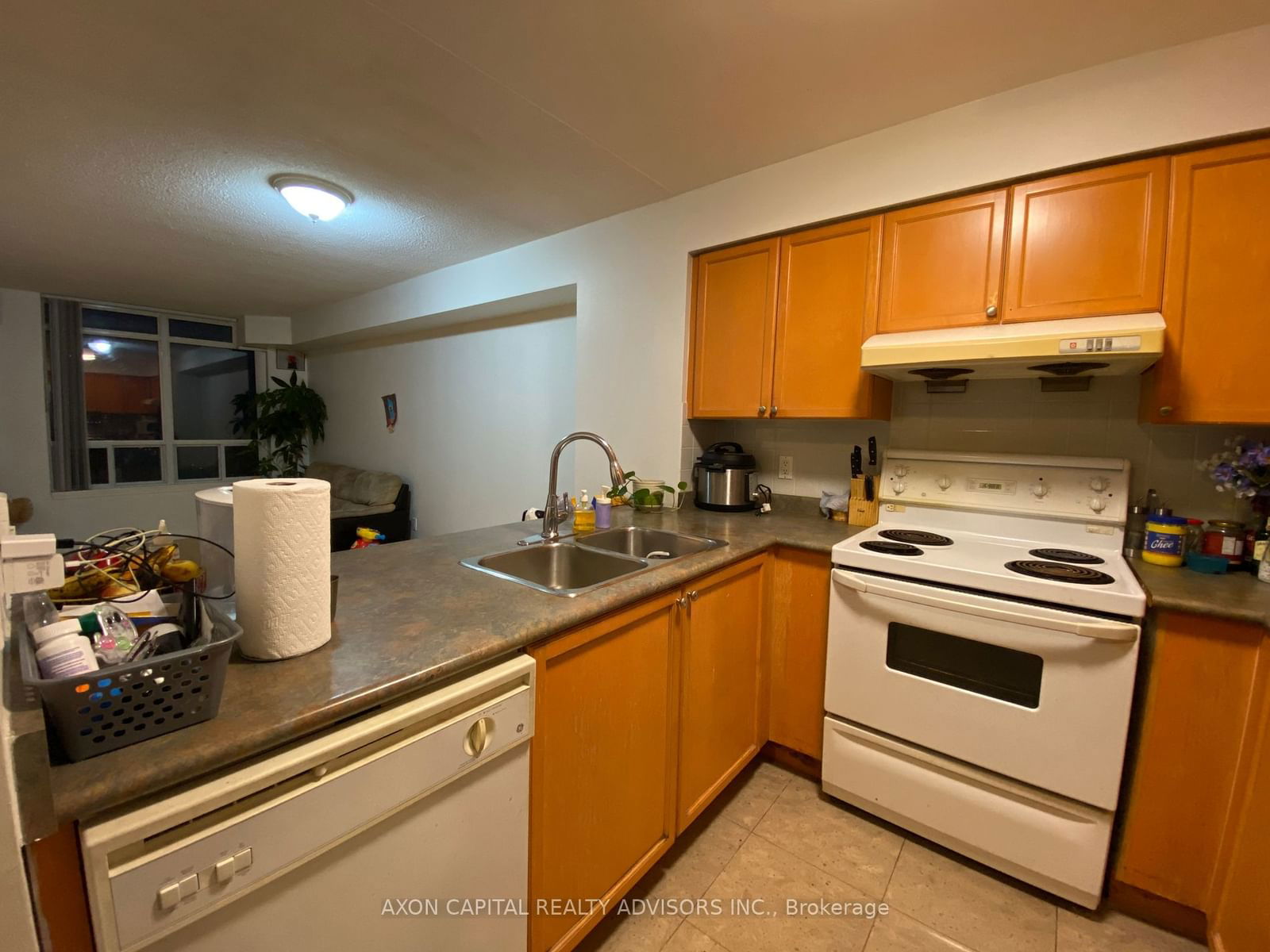 8 Hillcrest Ave, unit 2217 for rent