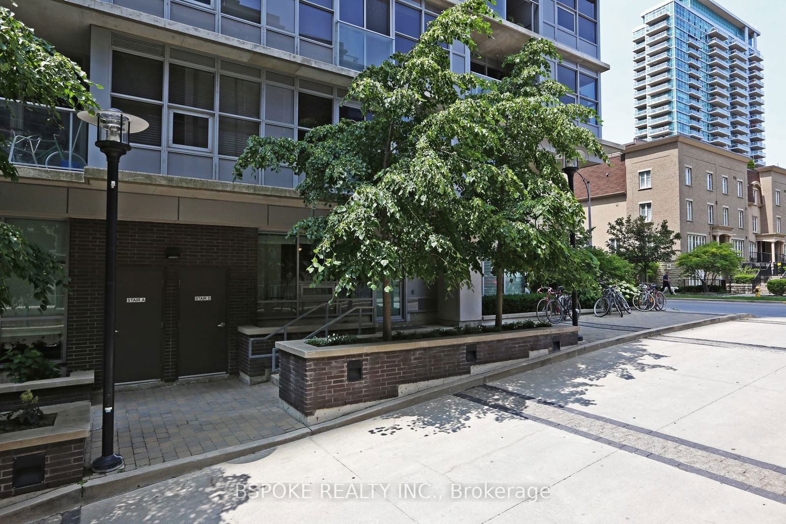 59 East Liberty St, unit Th114 for rent