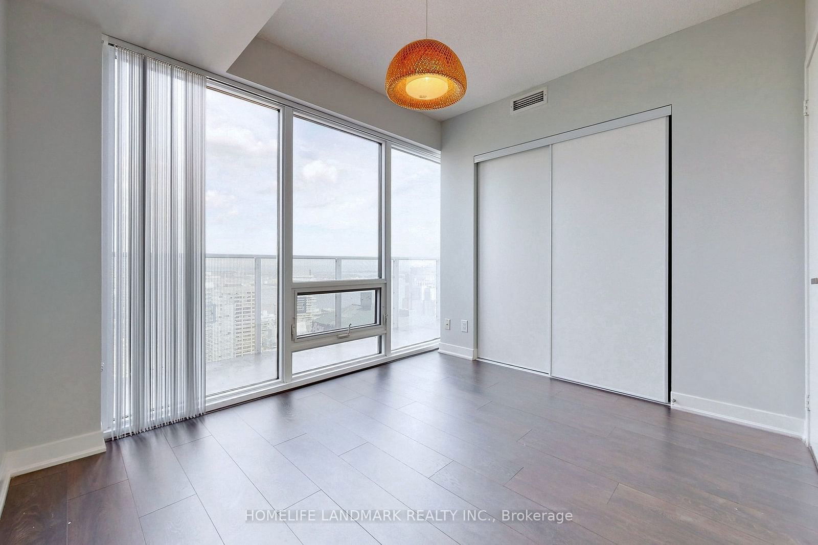 88 Harbour St, unit 4107 for sale