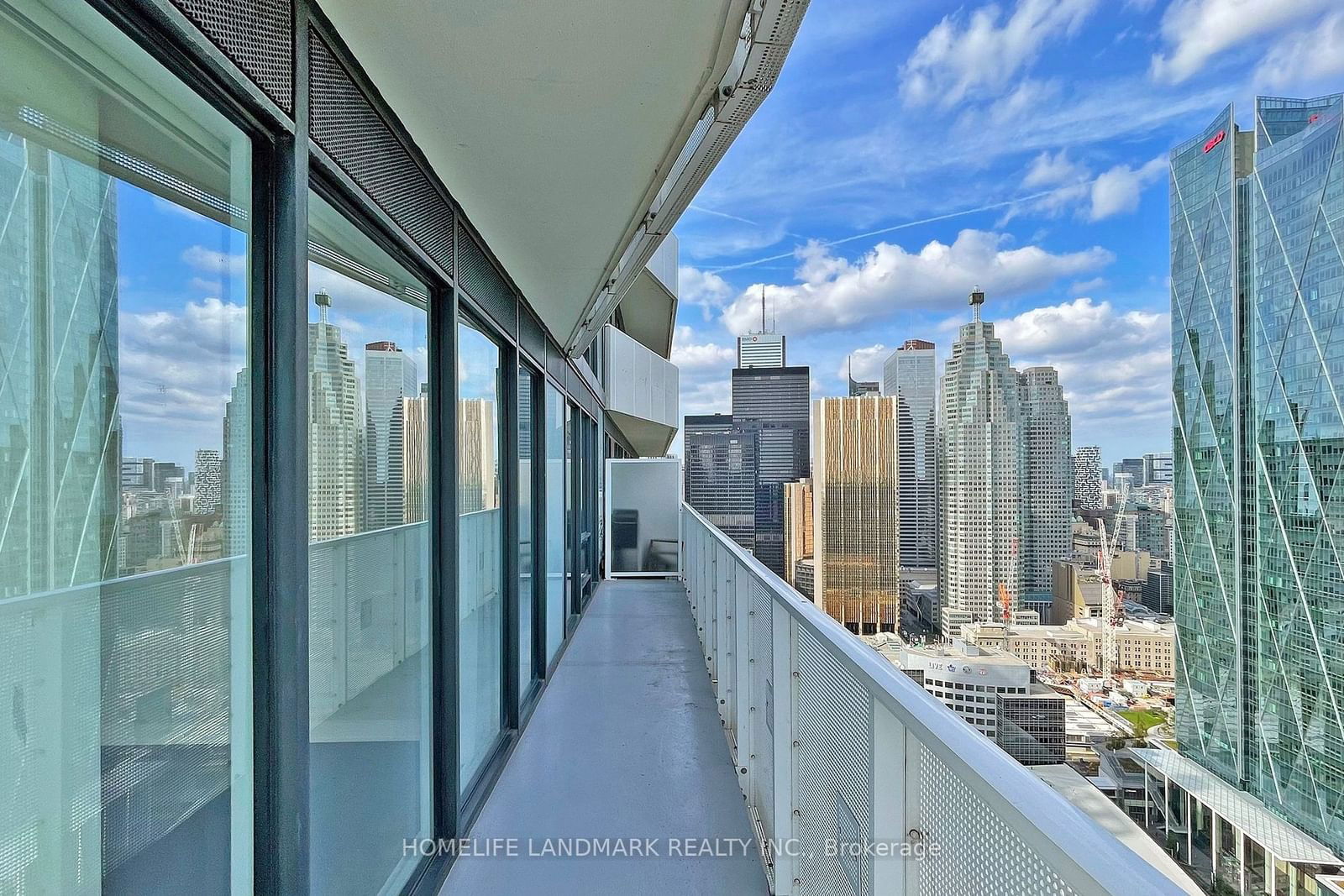 88 Harbour St, unit 4107 for sale