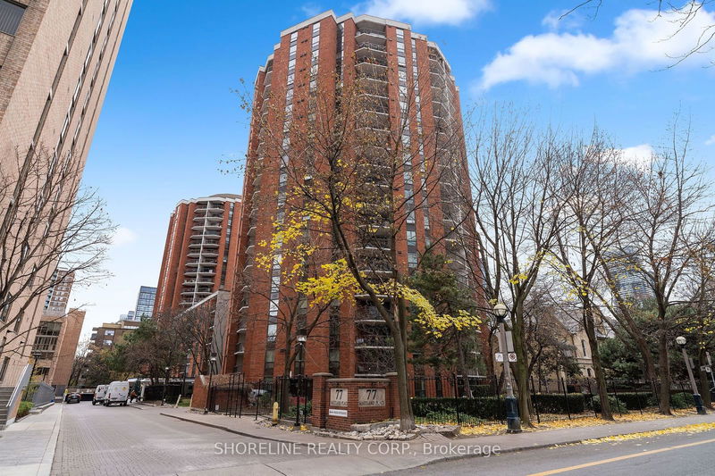 77 Maitland Pl, unit 525 for rent