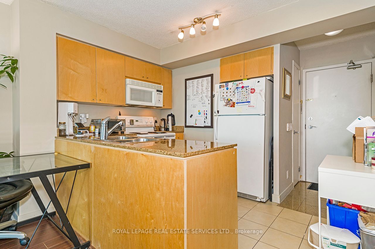 373 Front St W, unit 2601 for sale