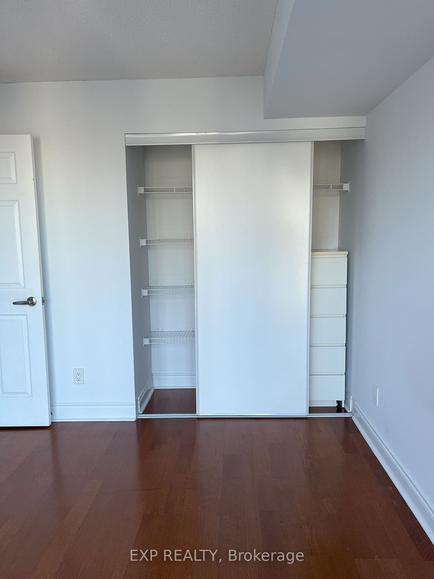 763 Bay St, unit 4101 for rent