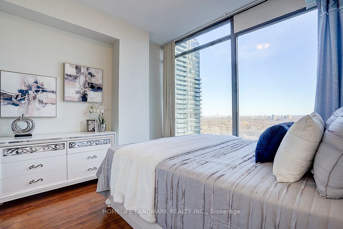 18 Yorkville, Downtown, Toronto