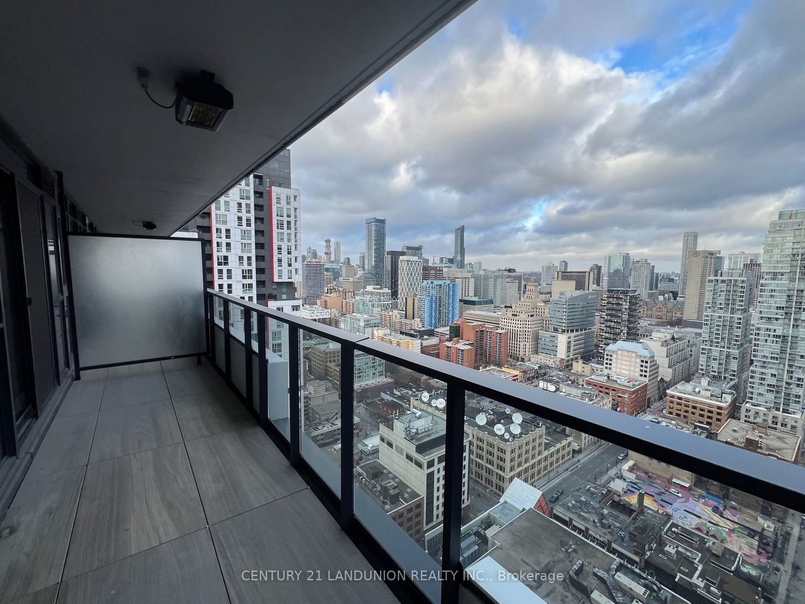 38 Widmer St, unit 4003 for rent