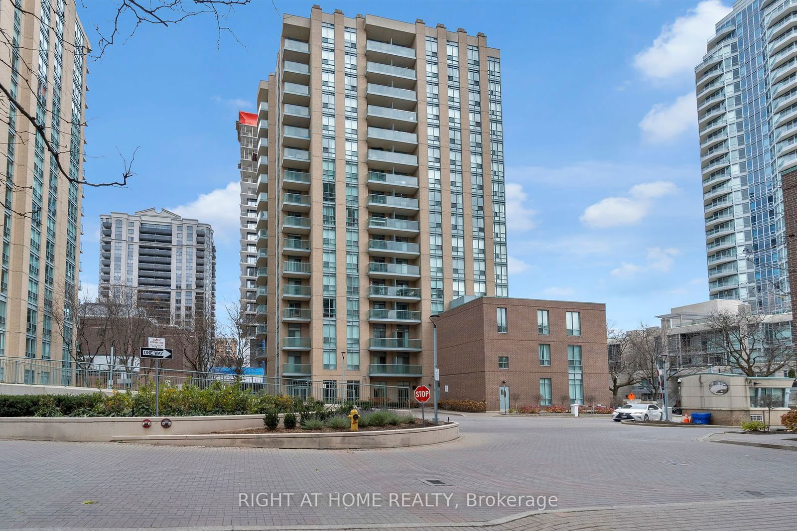 28 Olive Ave, unit 1505 for sale