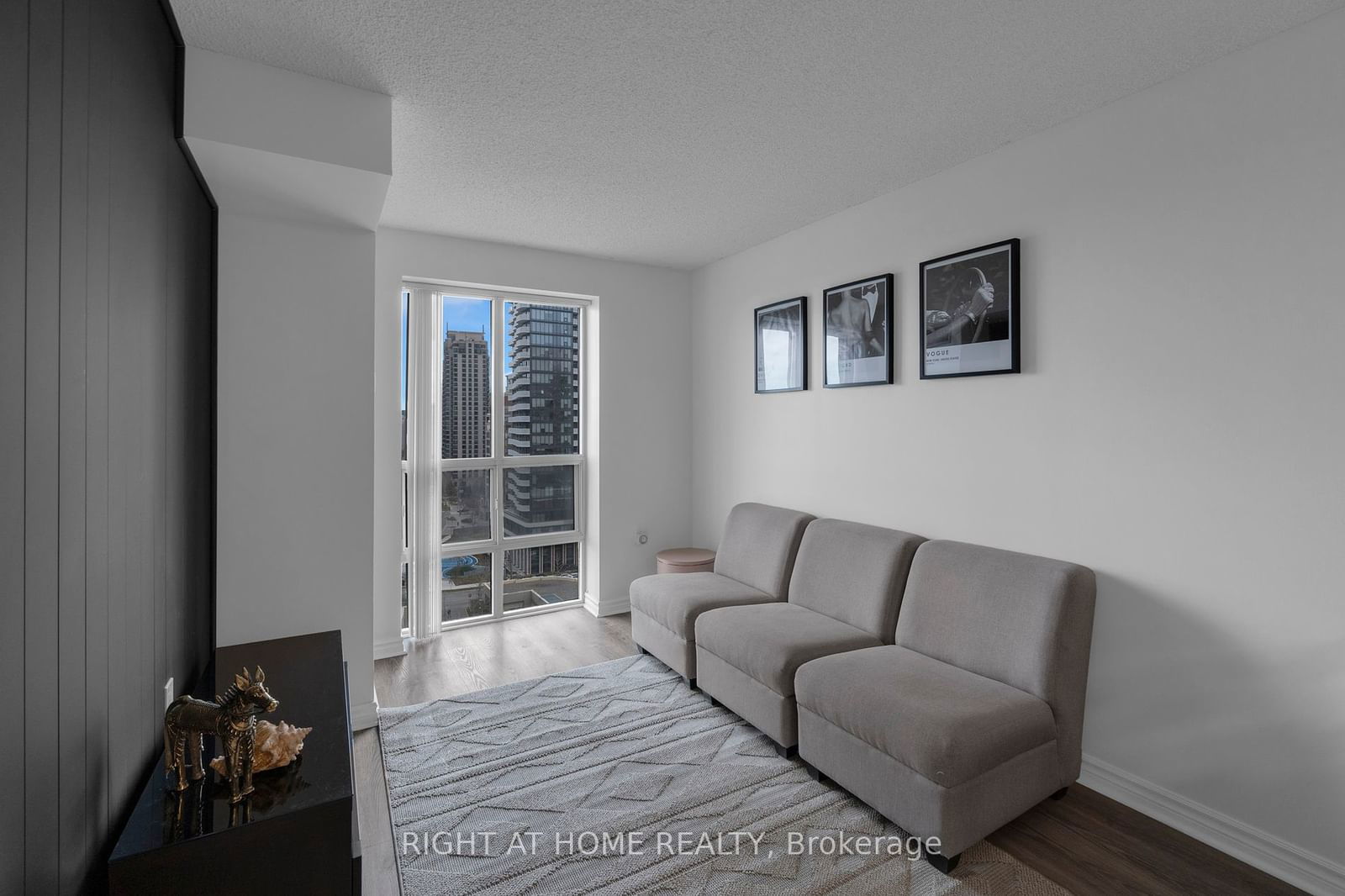 28 Olive Ave, unit 1505 for sale