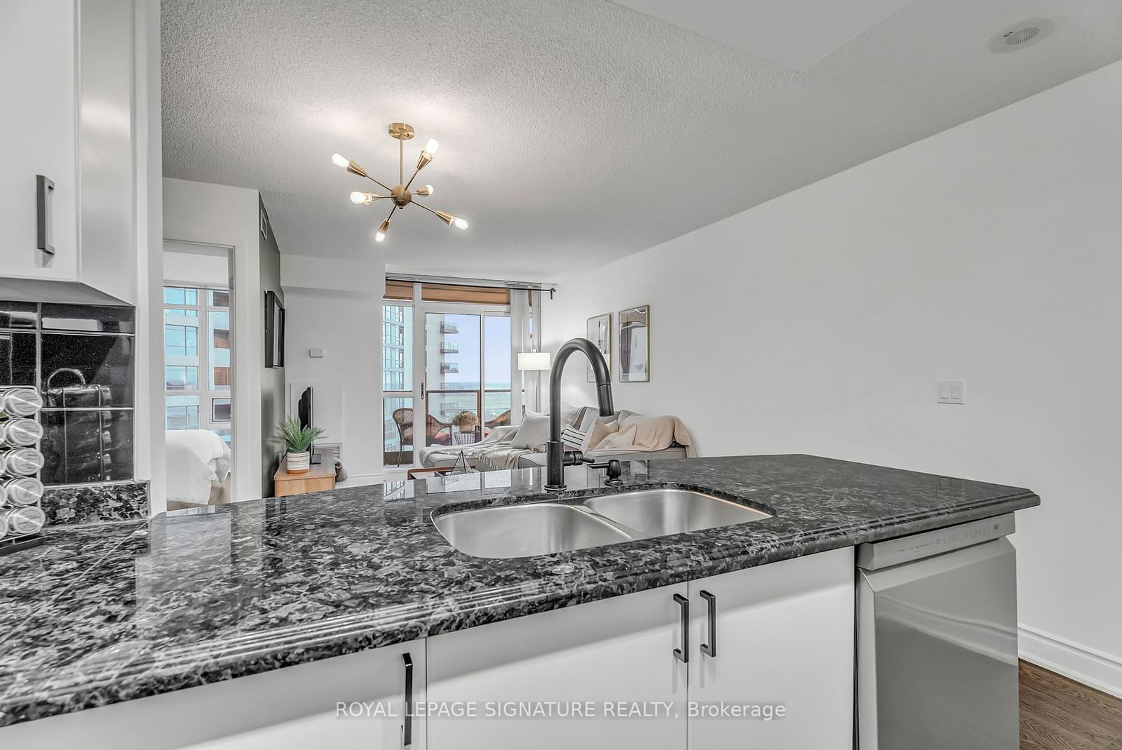 231 Fort York Blvd, unit 1701 for sale