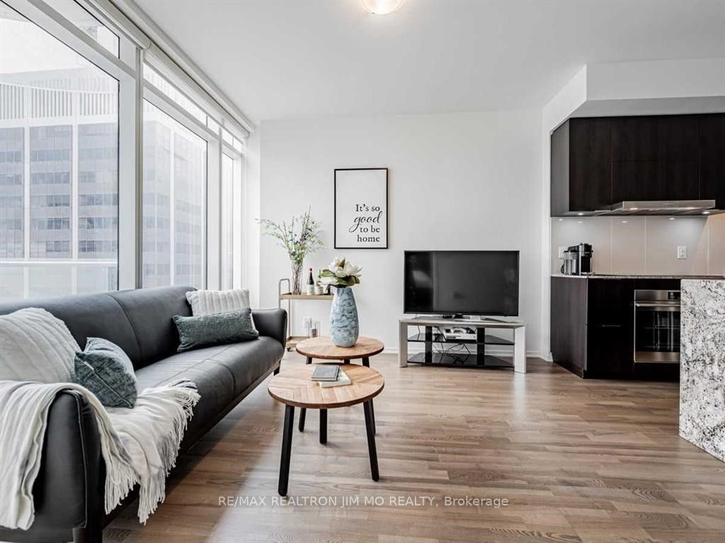 1 Bloor St E, unit 3409 for rent